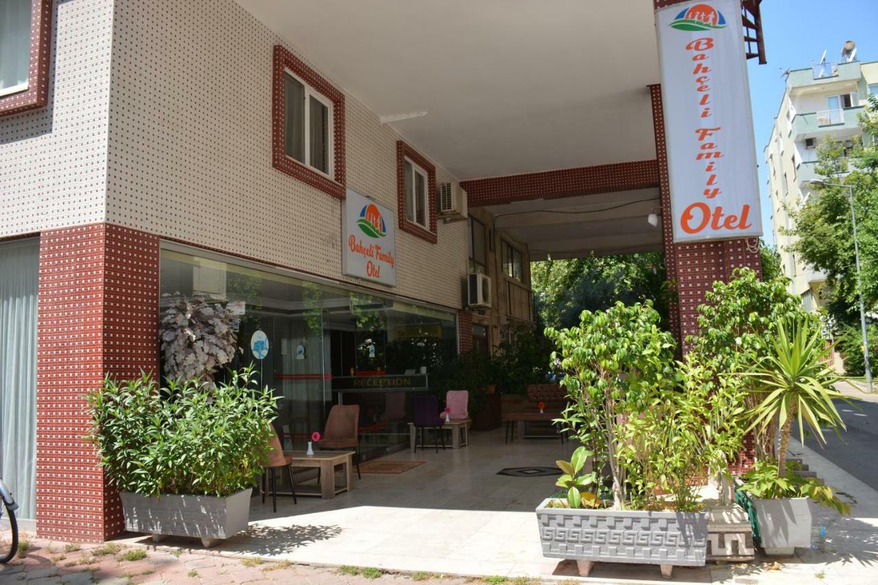 Bahceli Family Otel Antalia Esterno foto